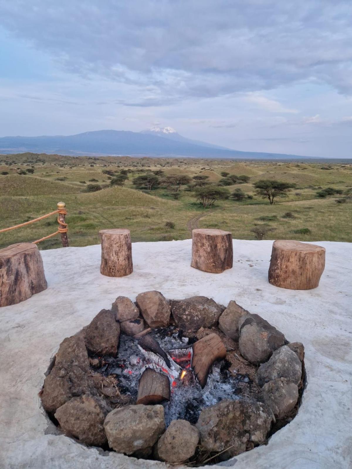 Engare Nanyuki Original Maasai Lodge - Africa Amini Life מראה חיצוני תמונה